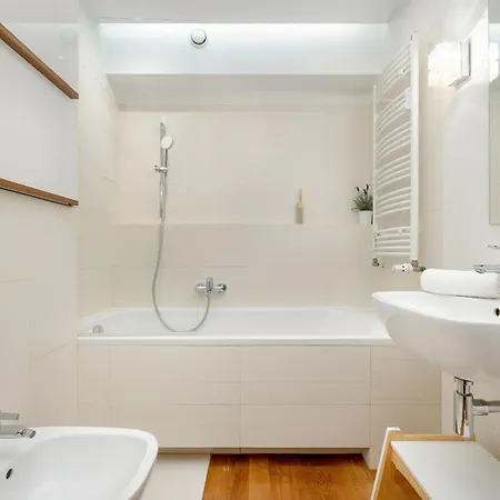 Apartment Blue Slowackiego With Balcony And Parking In By Renters *
